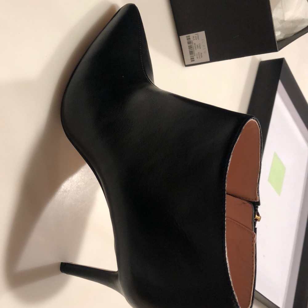 Nib never worn ankle boot
